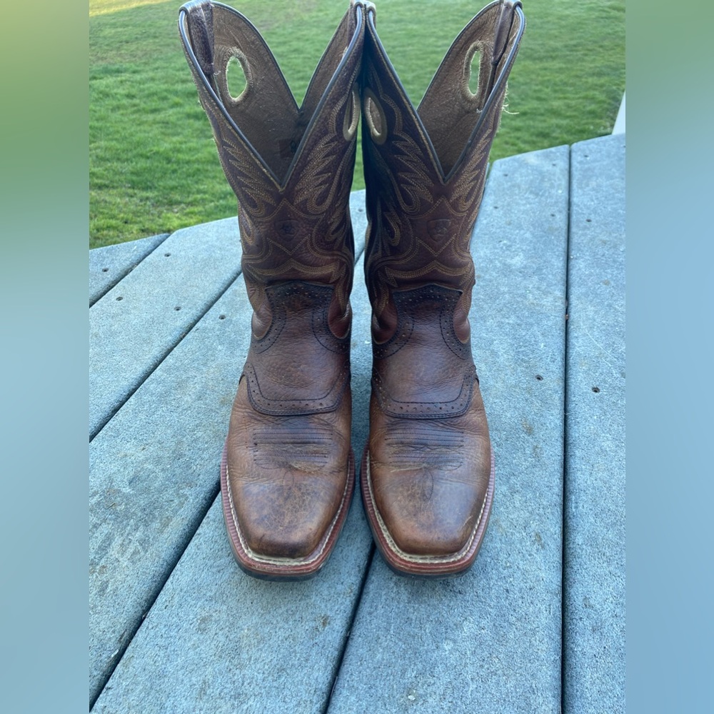 Men’s Ariat Cowboy Boots